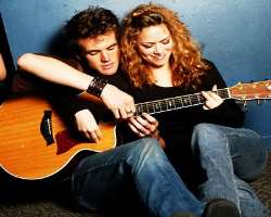 She and Tyler Hilton (Chris Keller from the show O She and Tyler Hilton (Chris Keller from the show One Tree Hill), both joined 'The Wreckers' (Michelle Branch and Jessica Harp), and 'Gavin DeGraw' for
